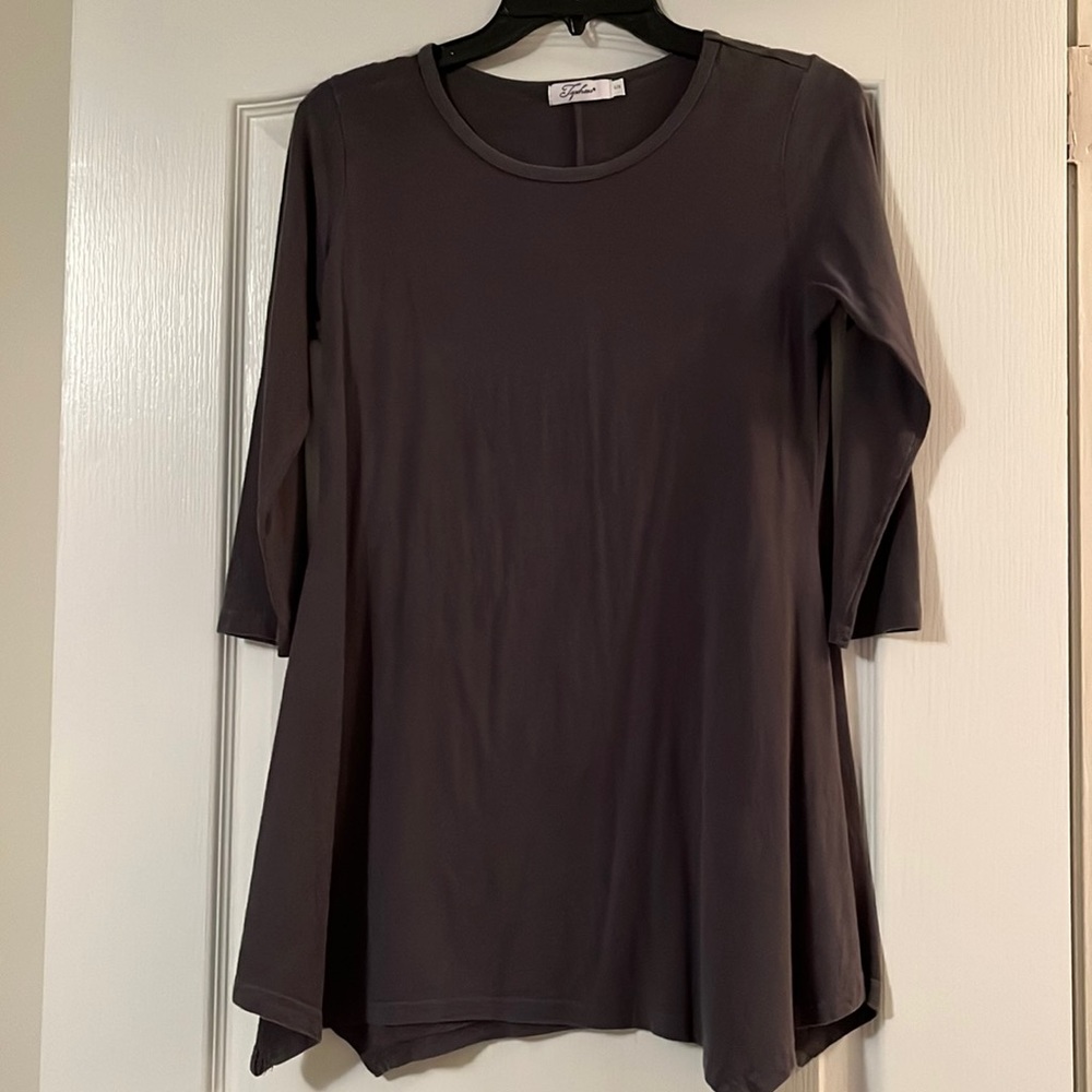 Asymmetrical tshirt